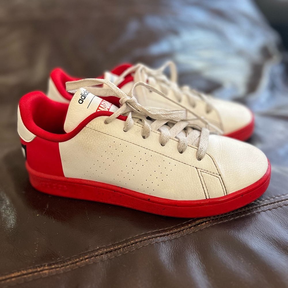 Kids Adidas Spider-Man Stan Smith sneakers